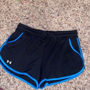 Under armour black athletic shorts